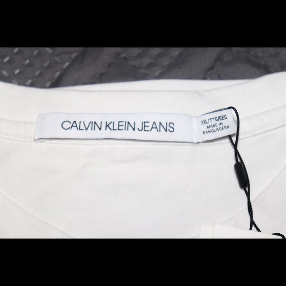 Calvin Klein Jeans White Tshirt size XXl - Picture 5 of 5